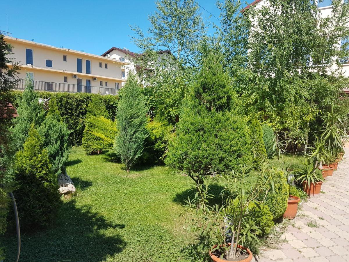 Vila Leonard Hotel Costinesti Exterior foto